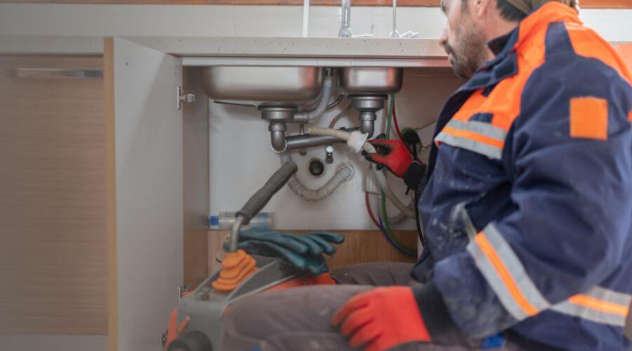 Professional slab leak plumber services in Mechanicsville, IA